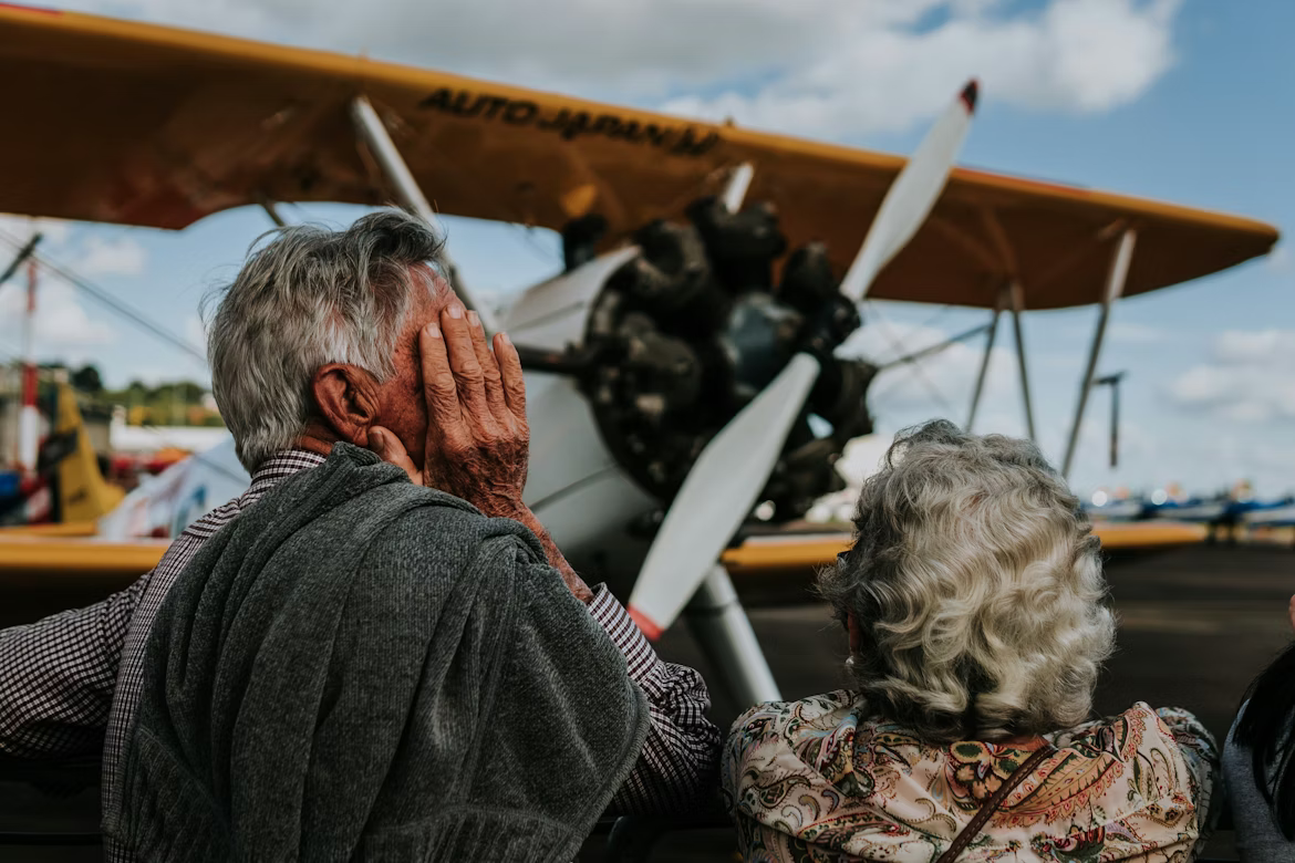How to Book Flights for Elderly Parents